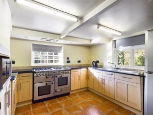 Kitchen- click for photo gallery